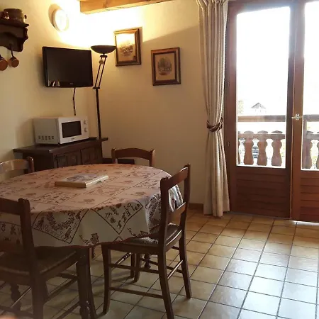 4 Pers, Centre Village, Proche Pistes, Parking, Casier A Skis - Fr-1-733-38 Apartment Crest-Voland